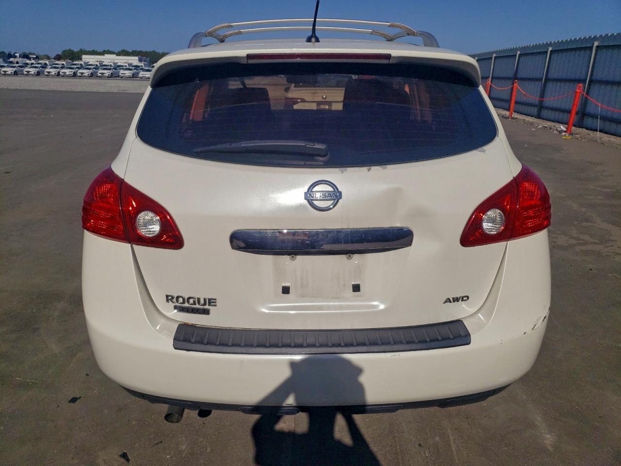 2015 NISSAN ROGUE
