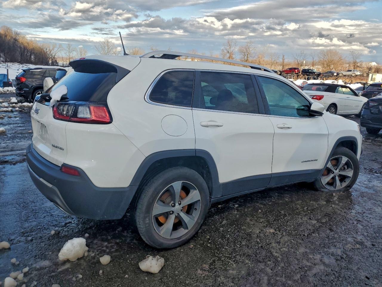 2019 JEEP CHEROKEE
