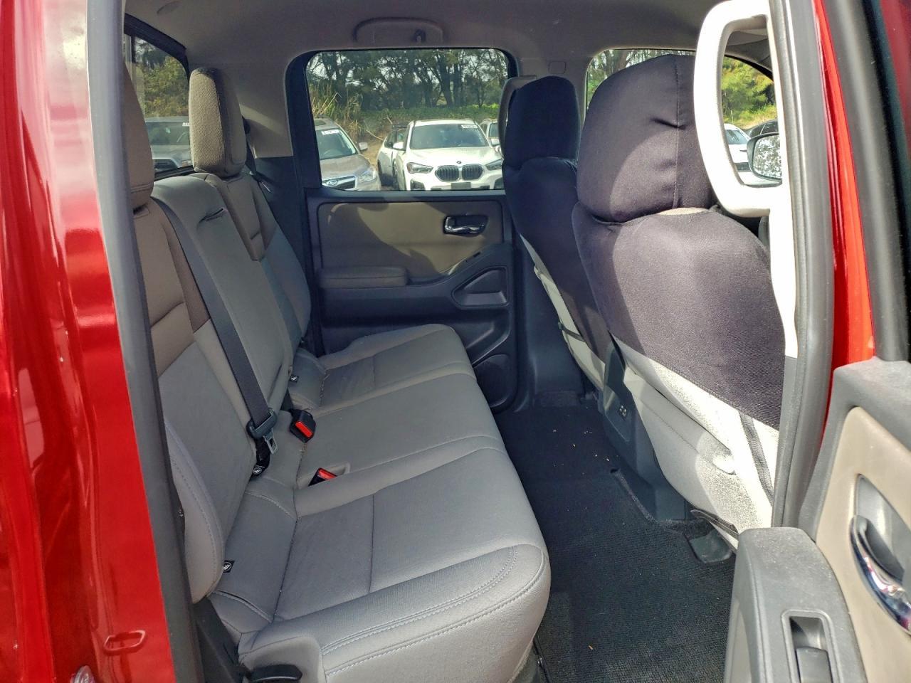 2022 NISSAN Frontier