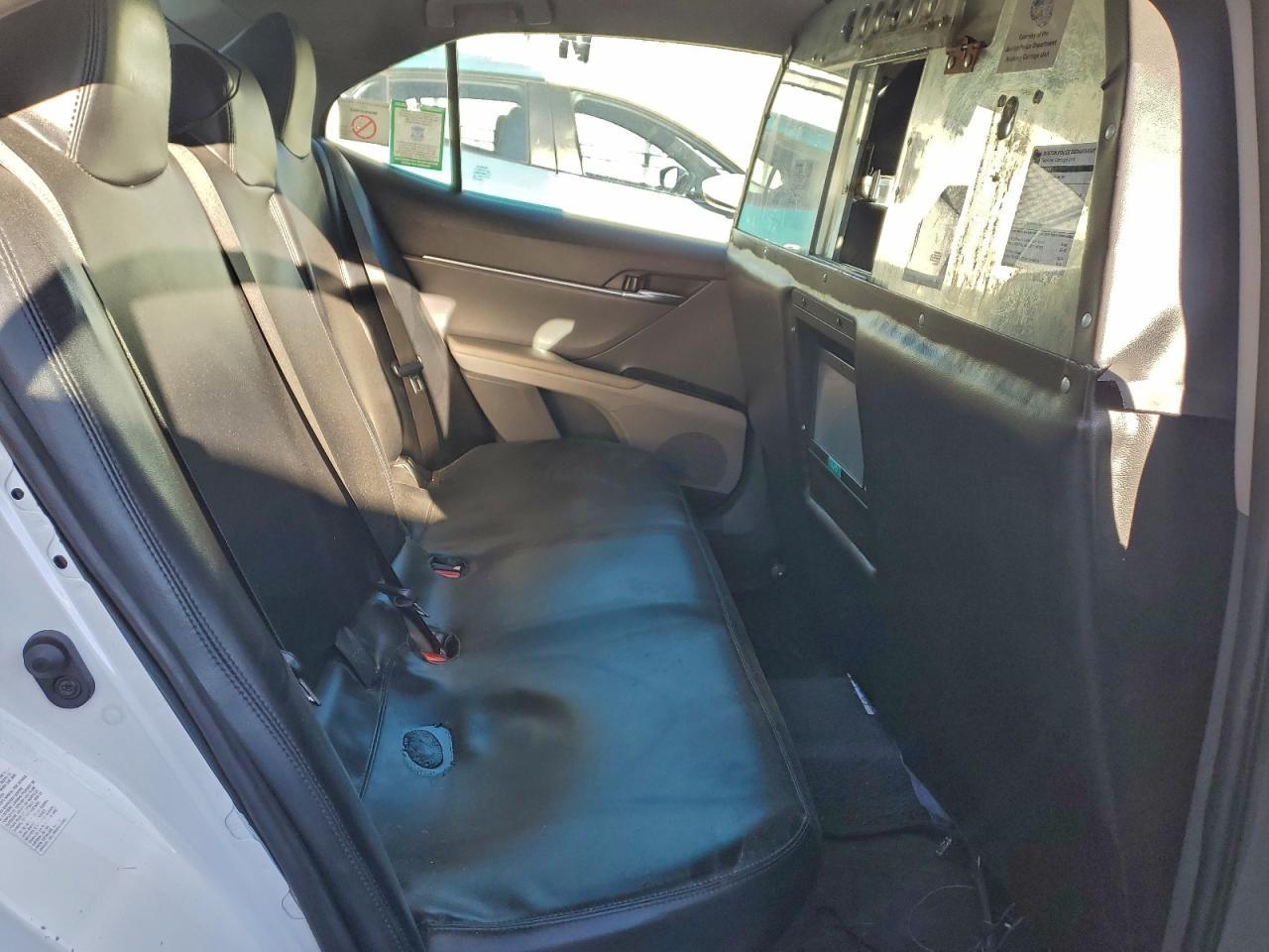 2019 TOYOTA CAMRY