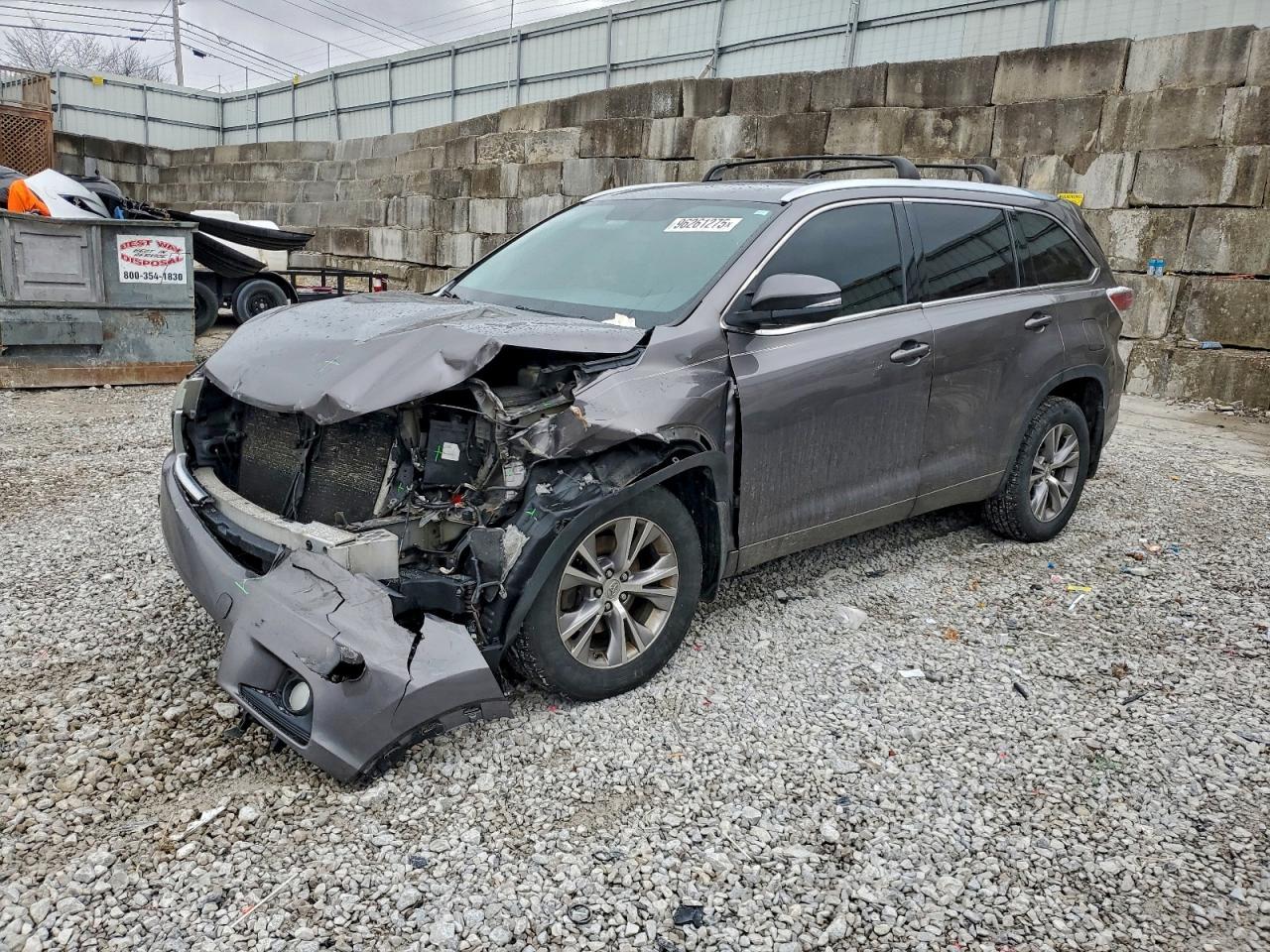 2015 TOYOTA HIGHLANDER