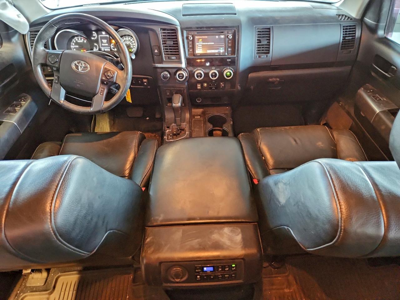 2020 TOYOTA Sequoia