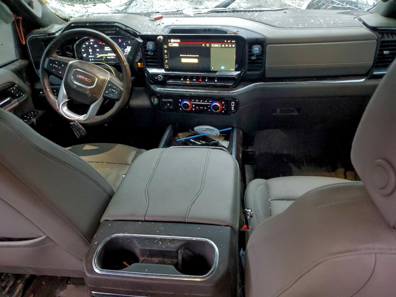 2025 GMC Sierra
