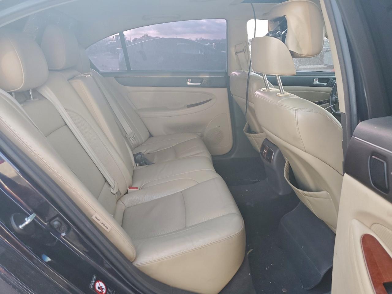 2012 HYUNDAI GENESIS