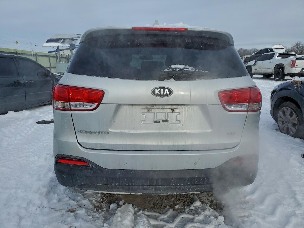 2016 KIA SORENTO