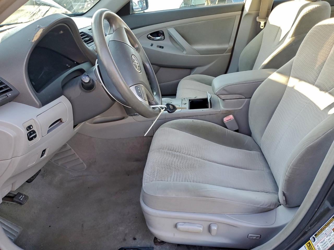 2010 TOYOTA CAMRY