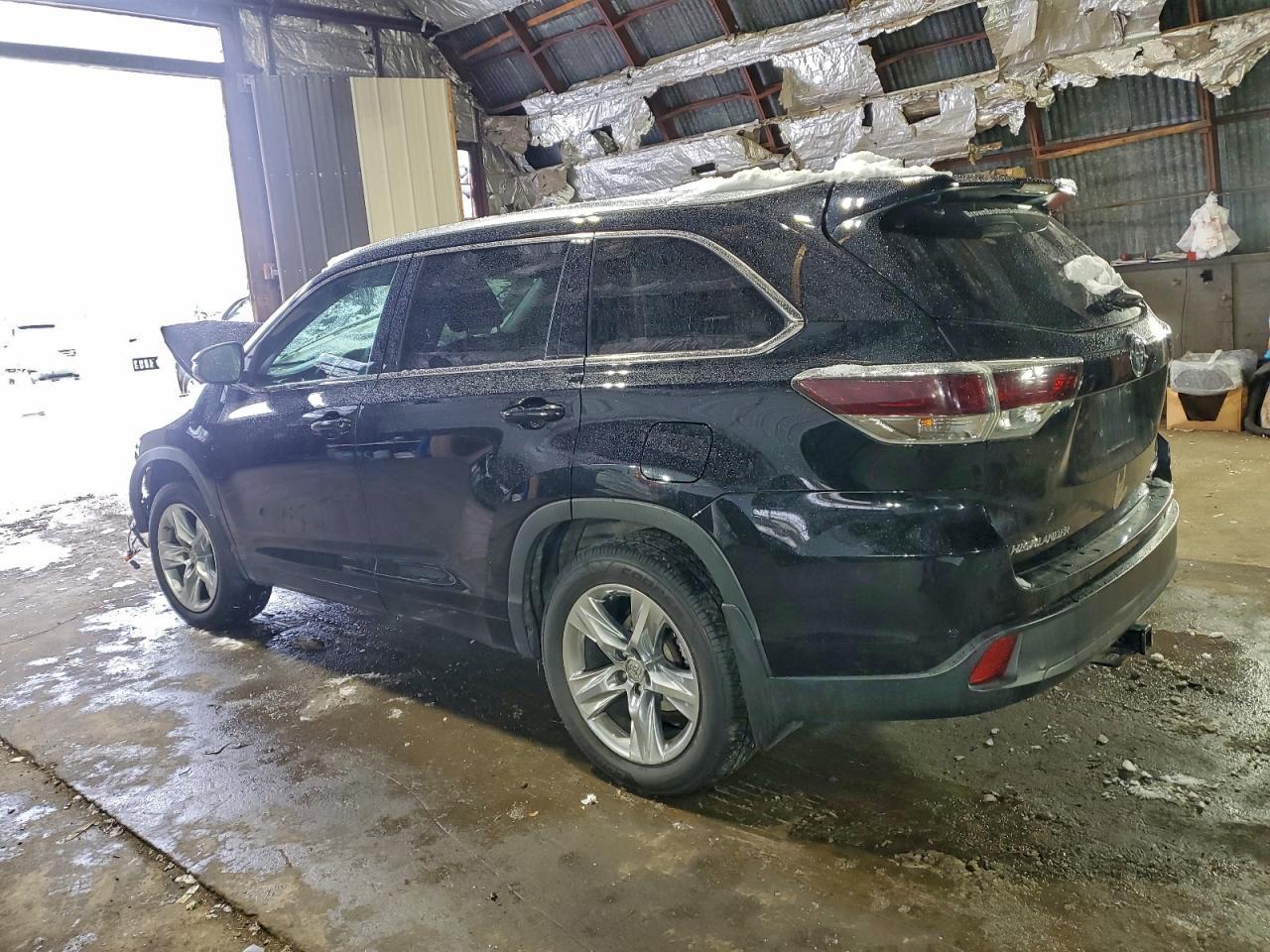 2016 TOYOTA HIGHLANDER