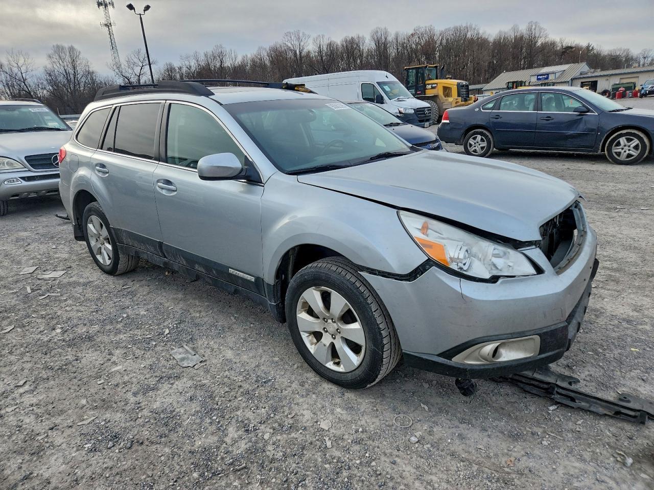 2012 SUBARU Outback