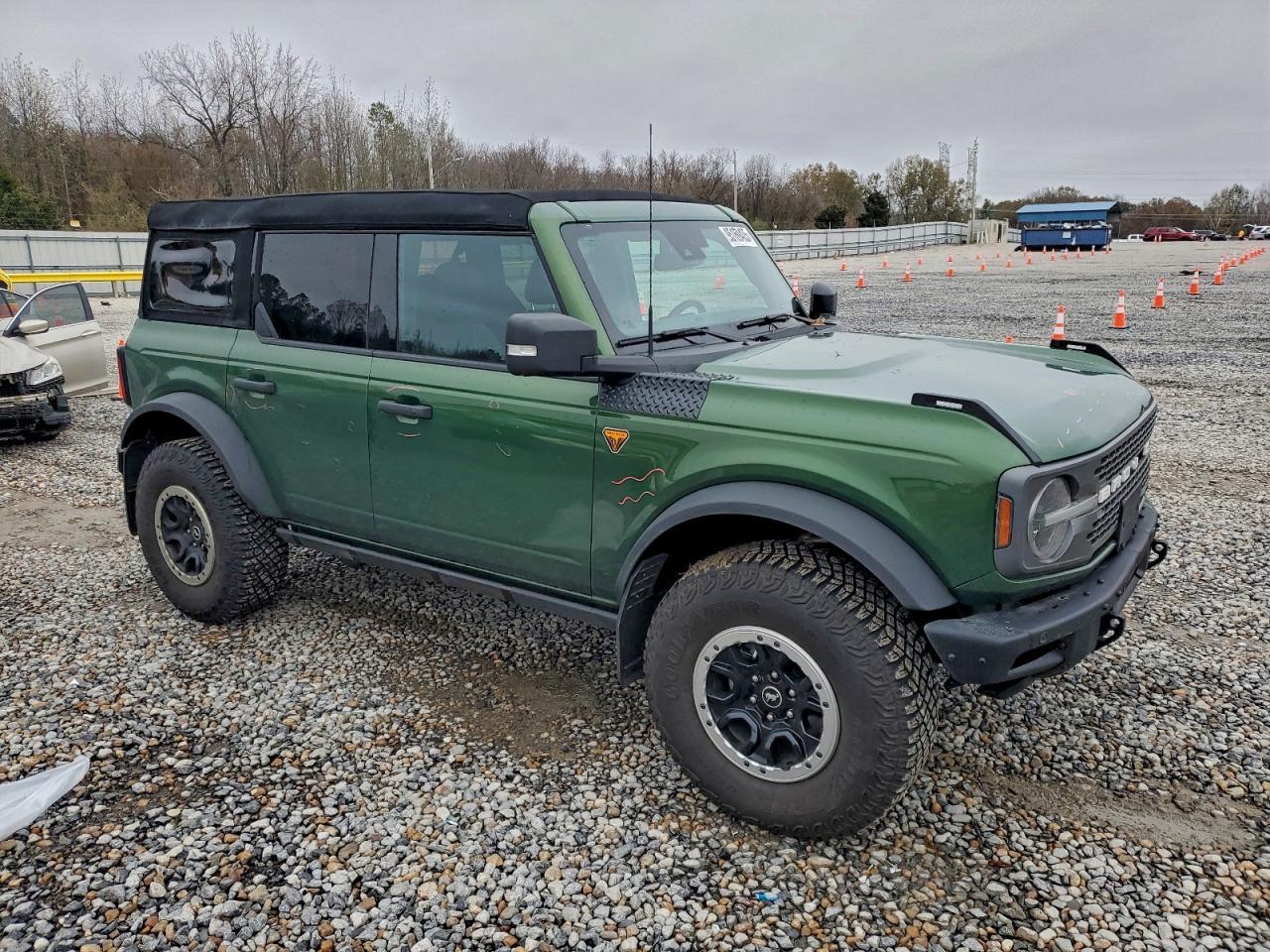 2024 FORD Bronco
