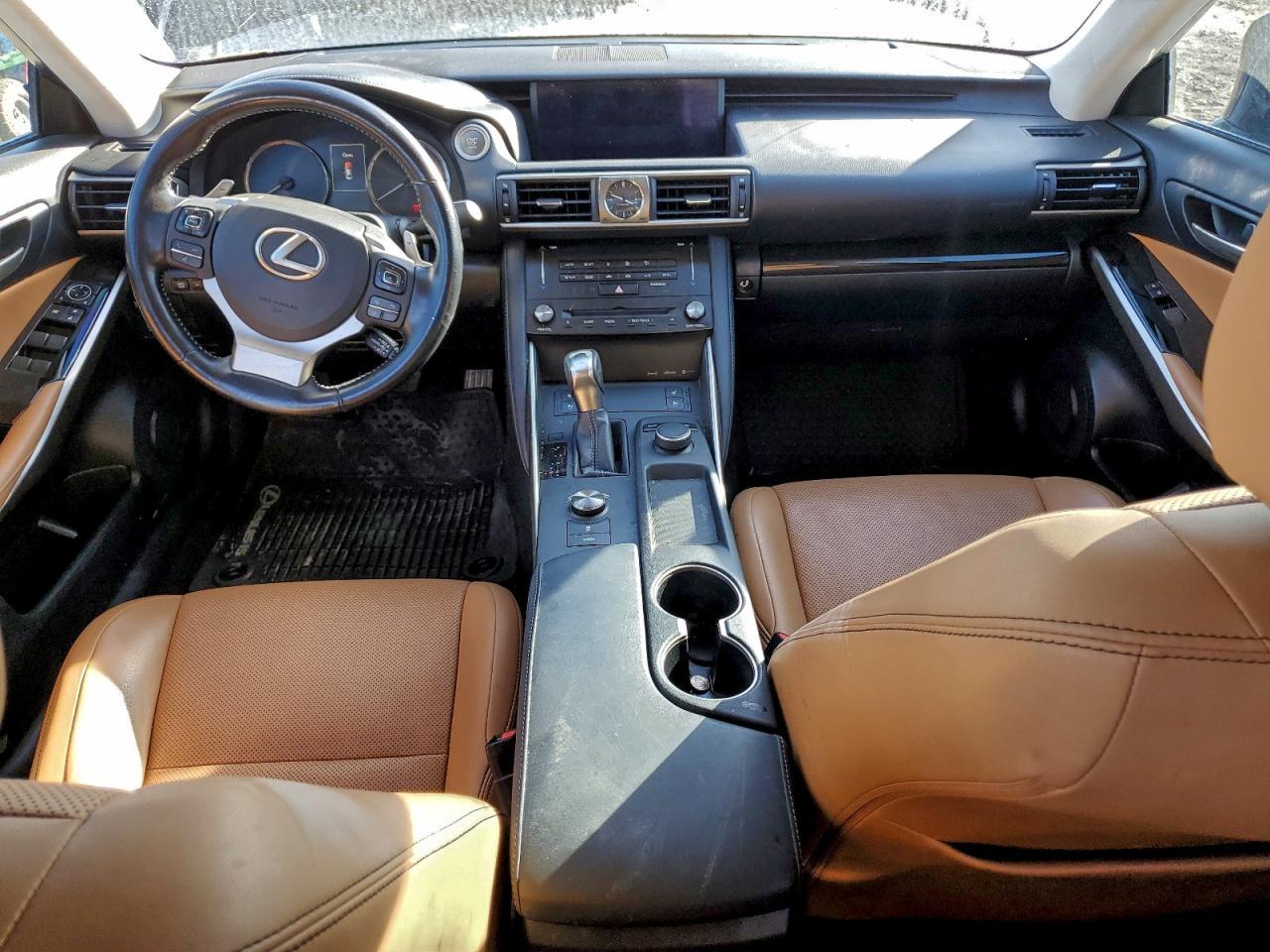 2017 LEXUS IS 200t