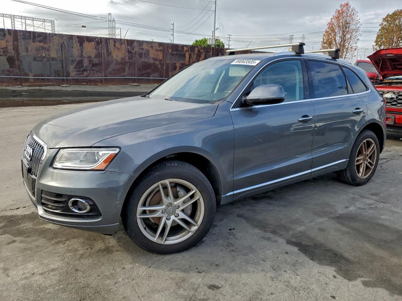 2016 AUDI Q5