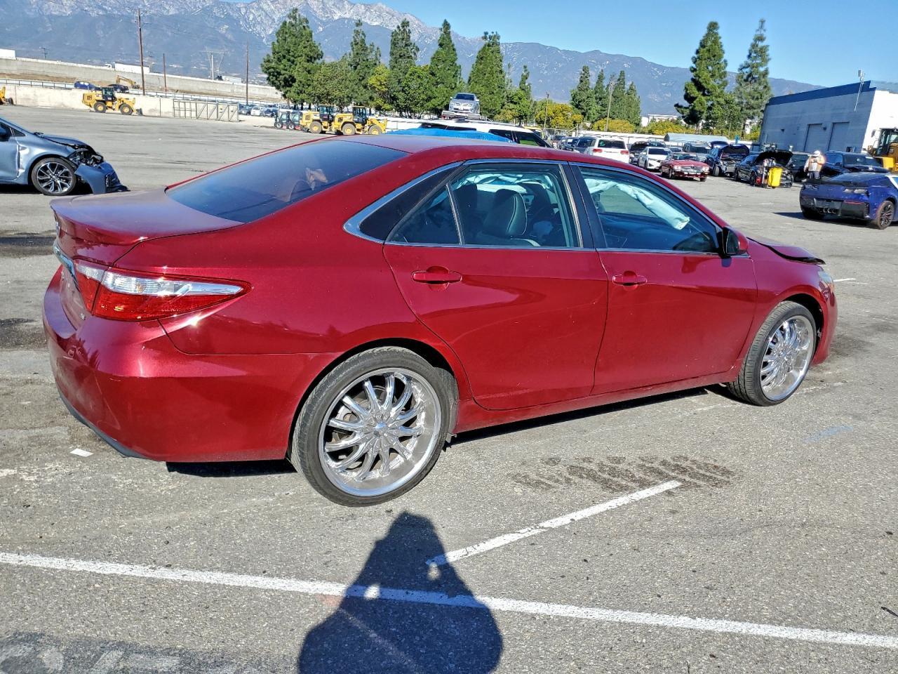2015 TOYOTA CAMRY
