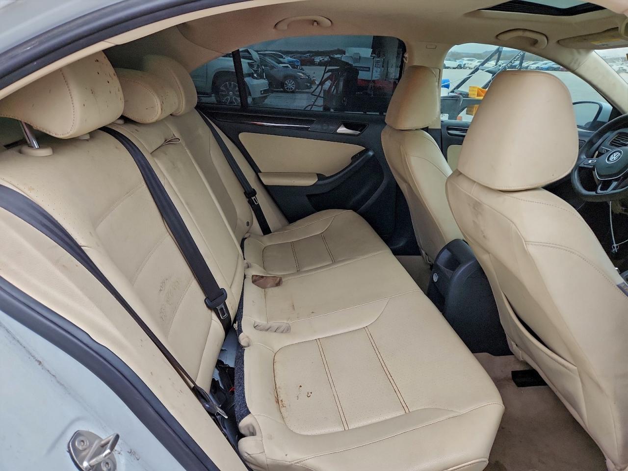 2016 VOLKSWAGEN JETTA