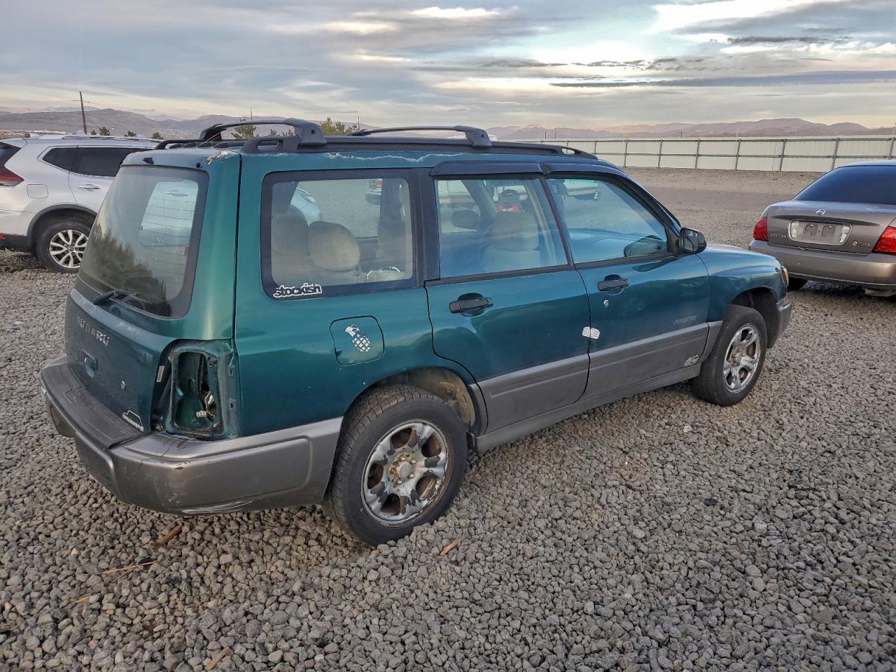 1999 SUBARU FORESTER