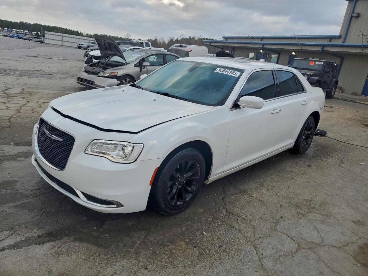 2016 CHRYSLER 300
