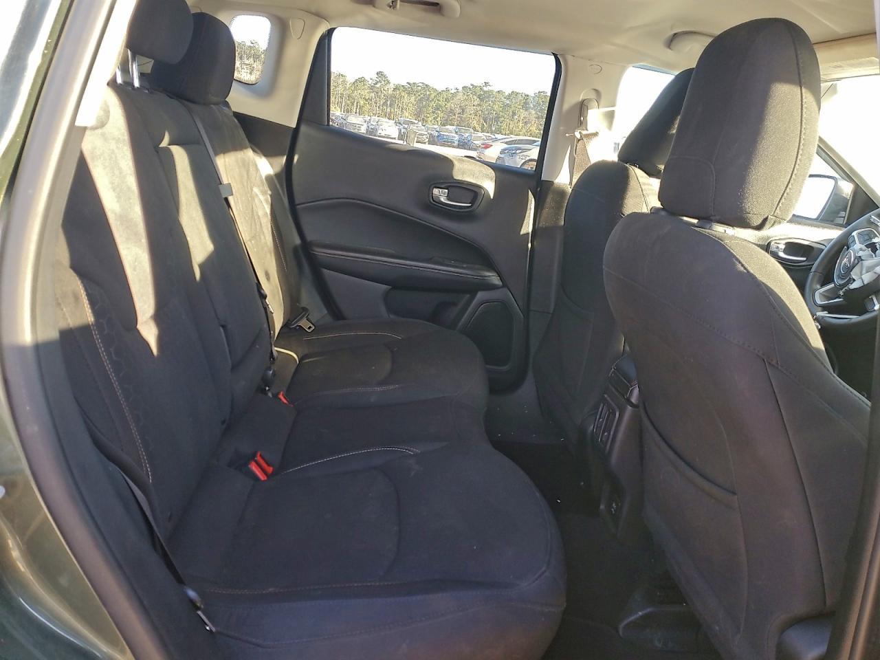 2021 JEEP Compass
