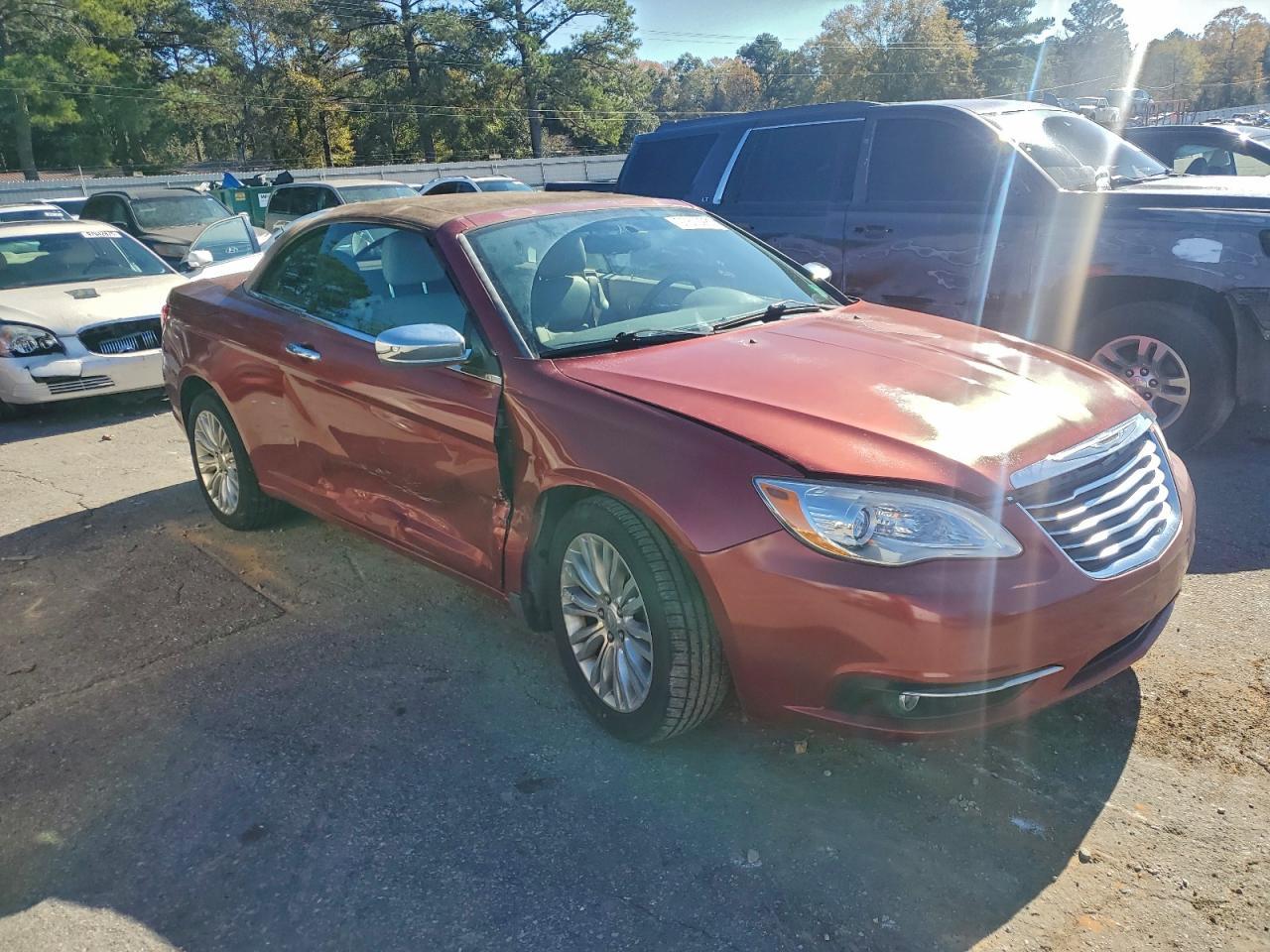 2014 CHRYSLER 200