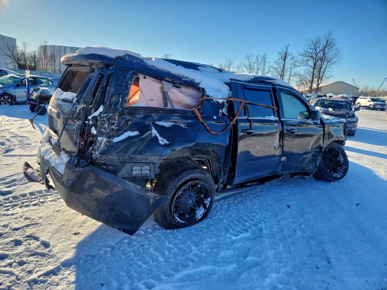 2016 CHEVROLET Suburban