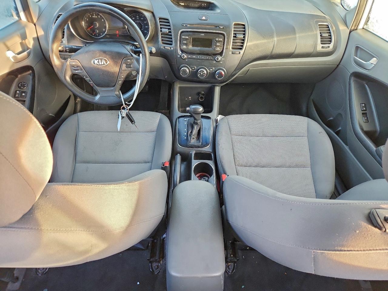 2017 KIA FORTE
