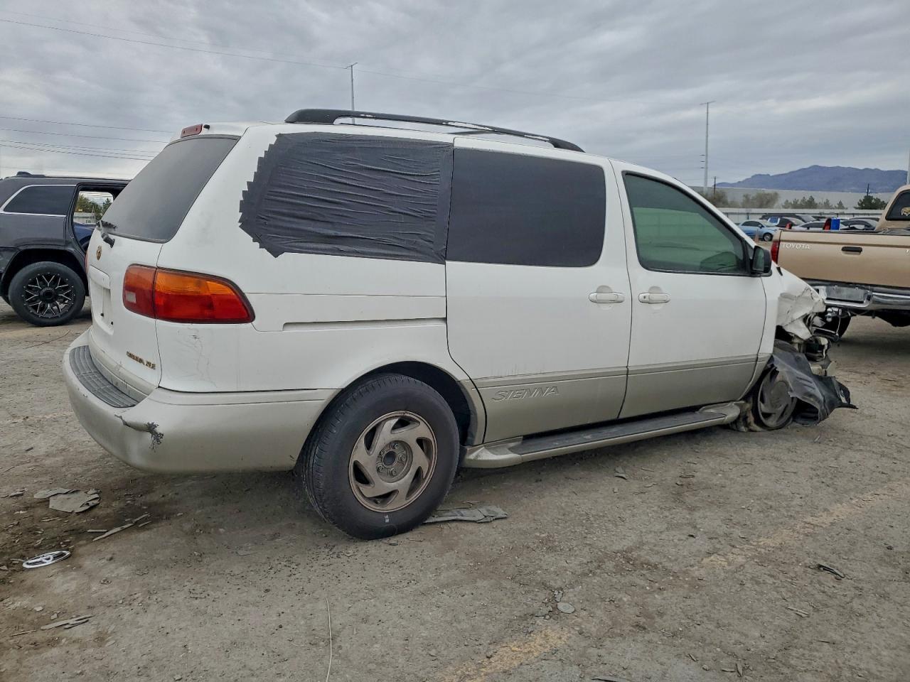1998 TOYOTA SIENNA