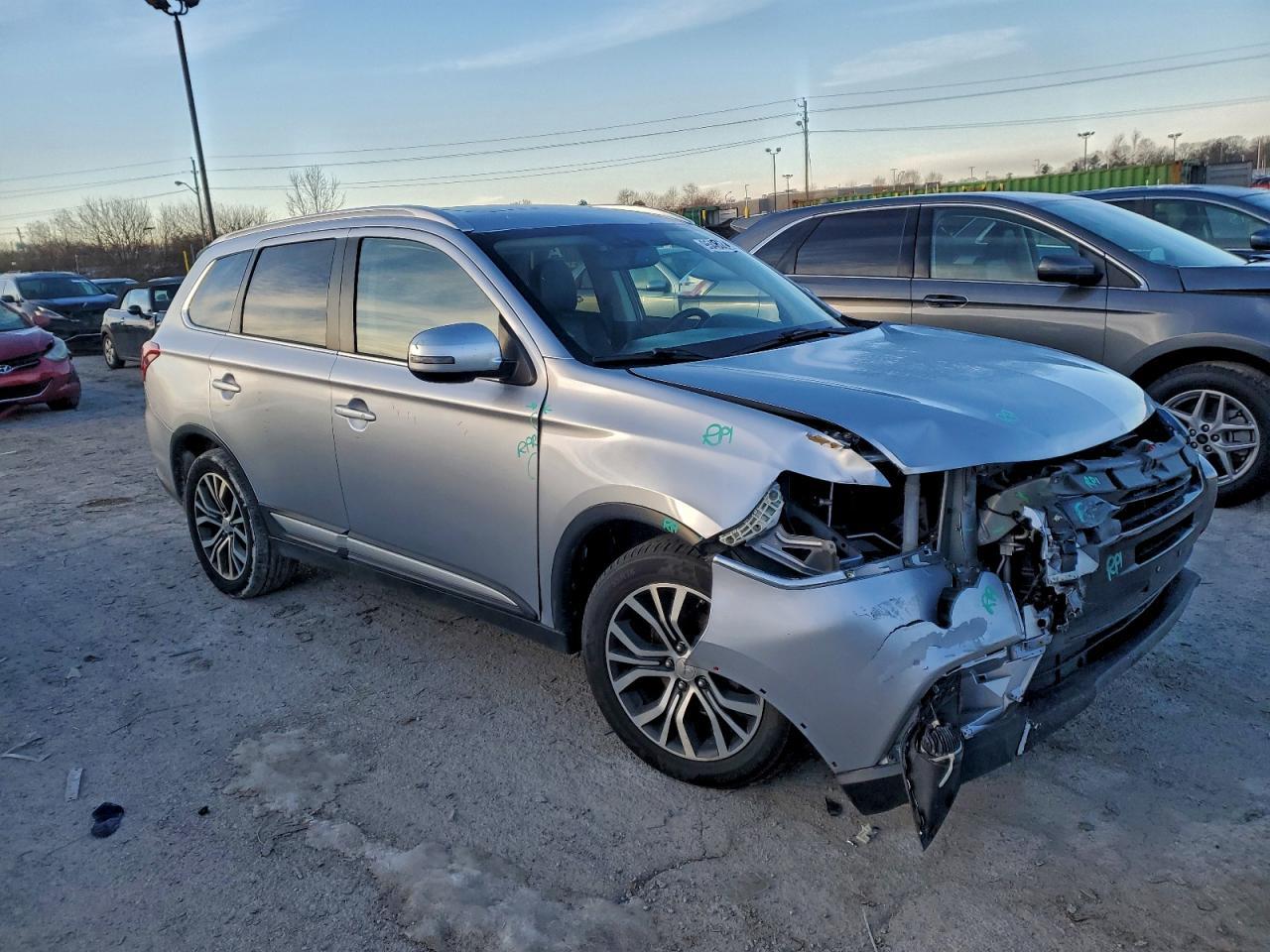 2017 MITSUBISHI outlander