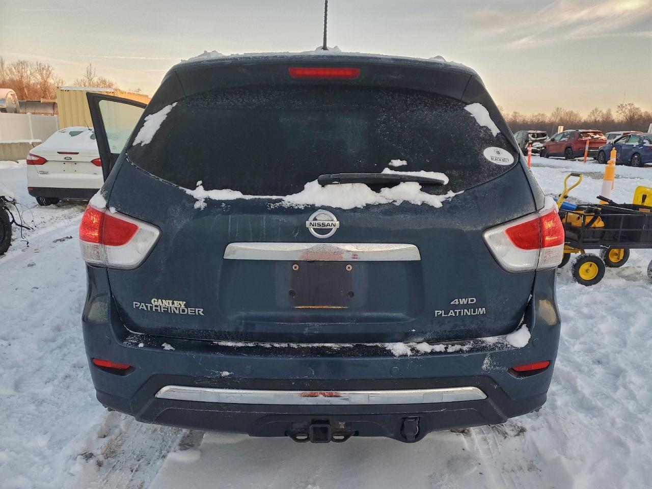 2015 NISSAN PATHFINDER