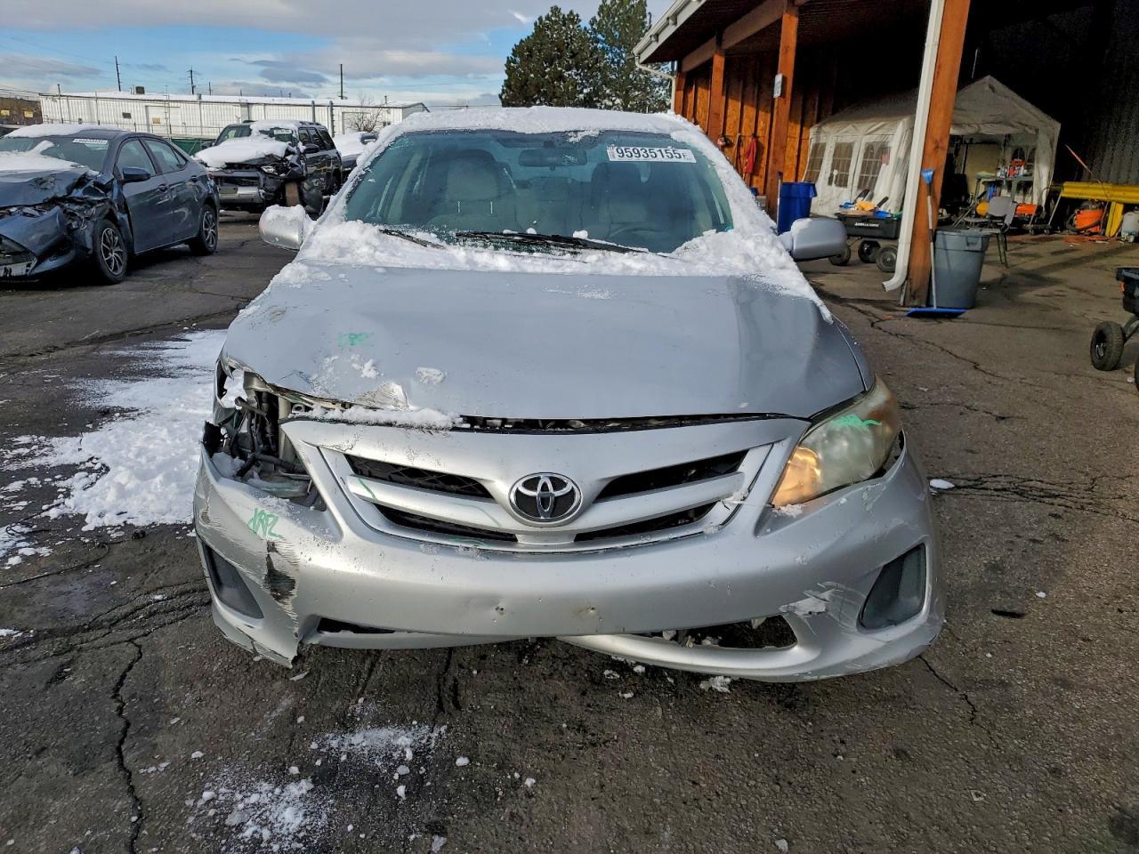 2012 TOYOTA COROLLA
