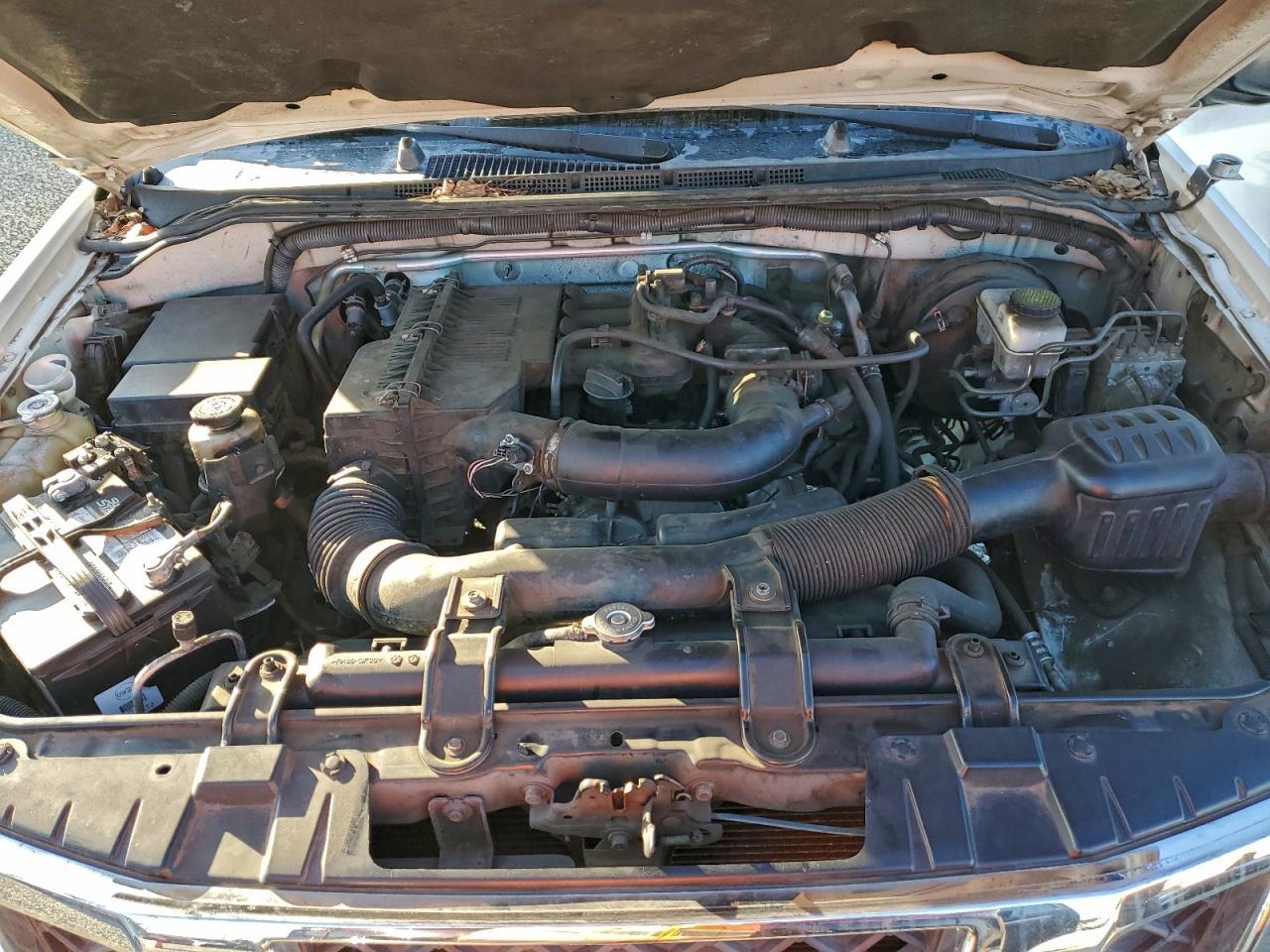 2012 NISSAN Frontier