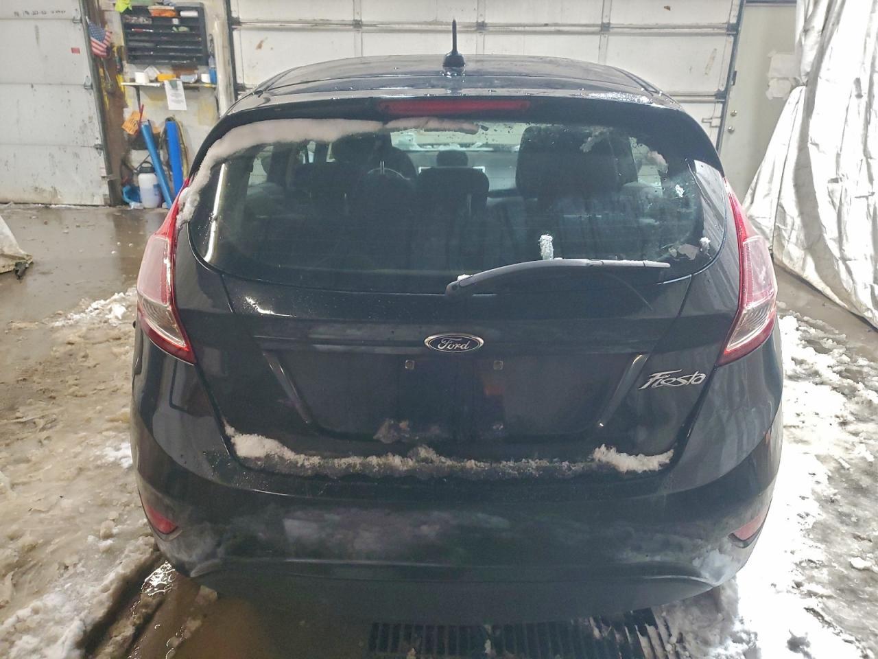 2015 FORD Fiesta