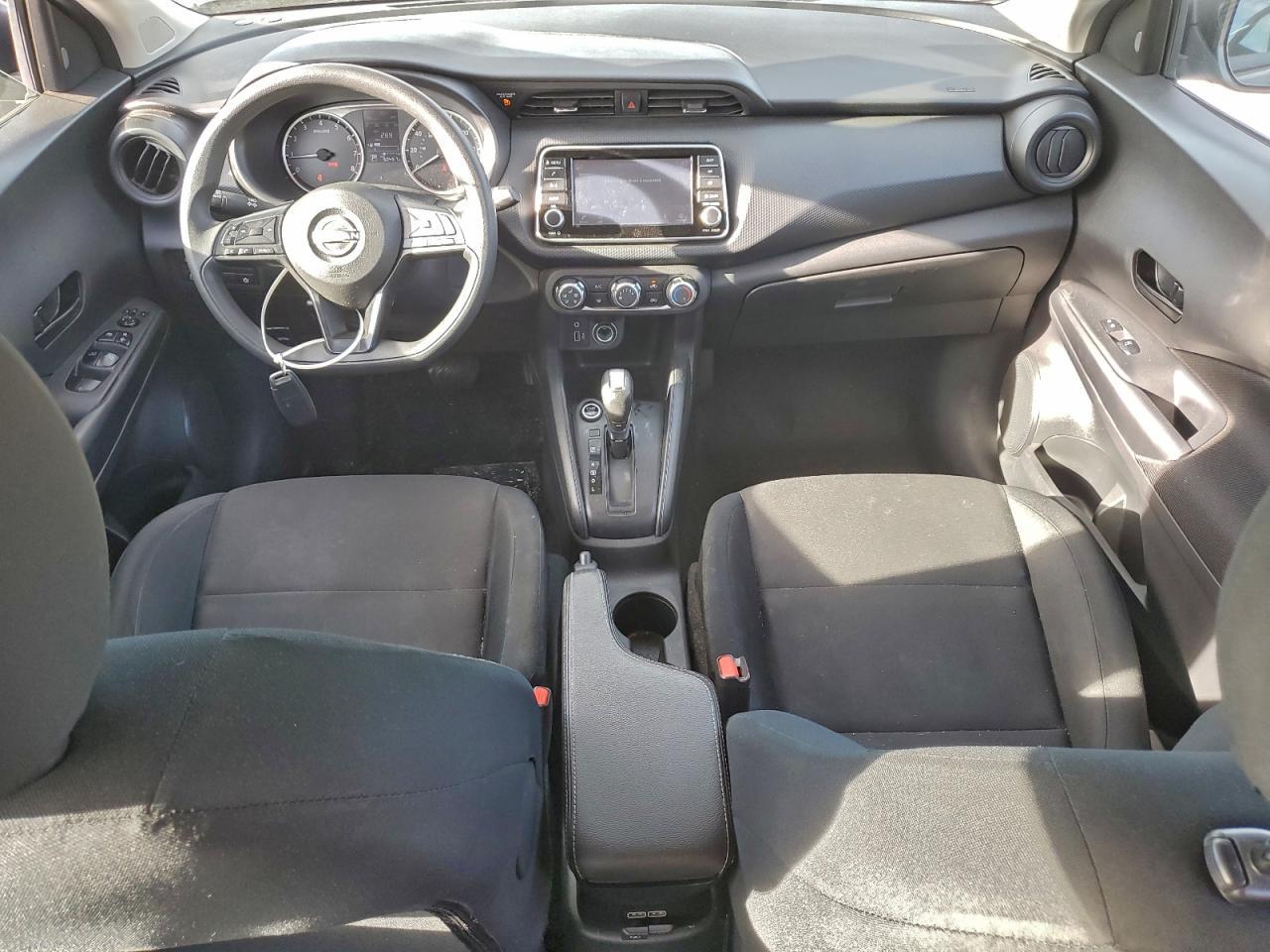 2024 NISSAN KICKS