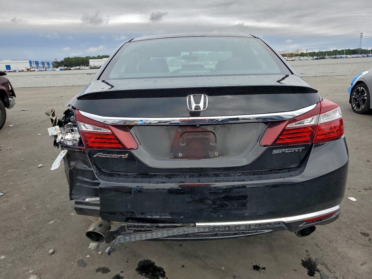 2017 HONDA ACCORD