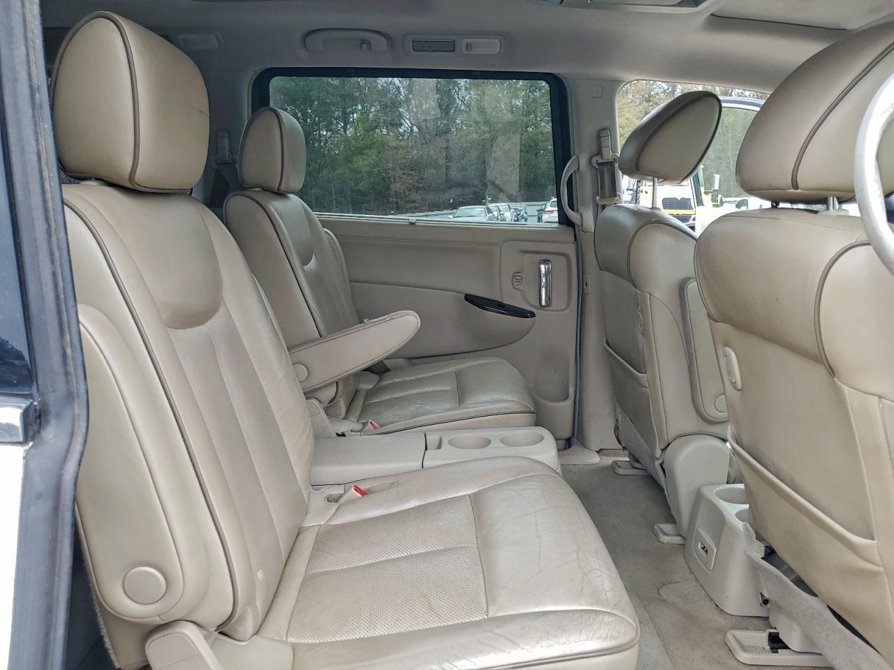 2012 NISSAN Quest