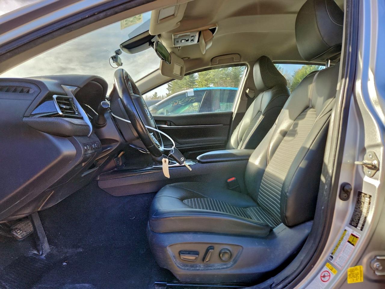 2019 TOYOTA CAMRY