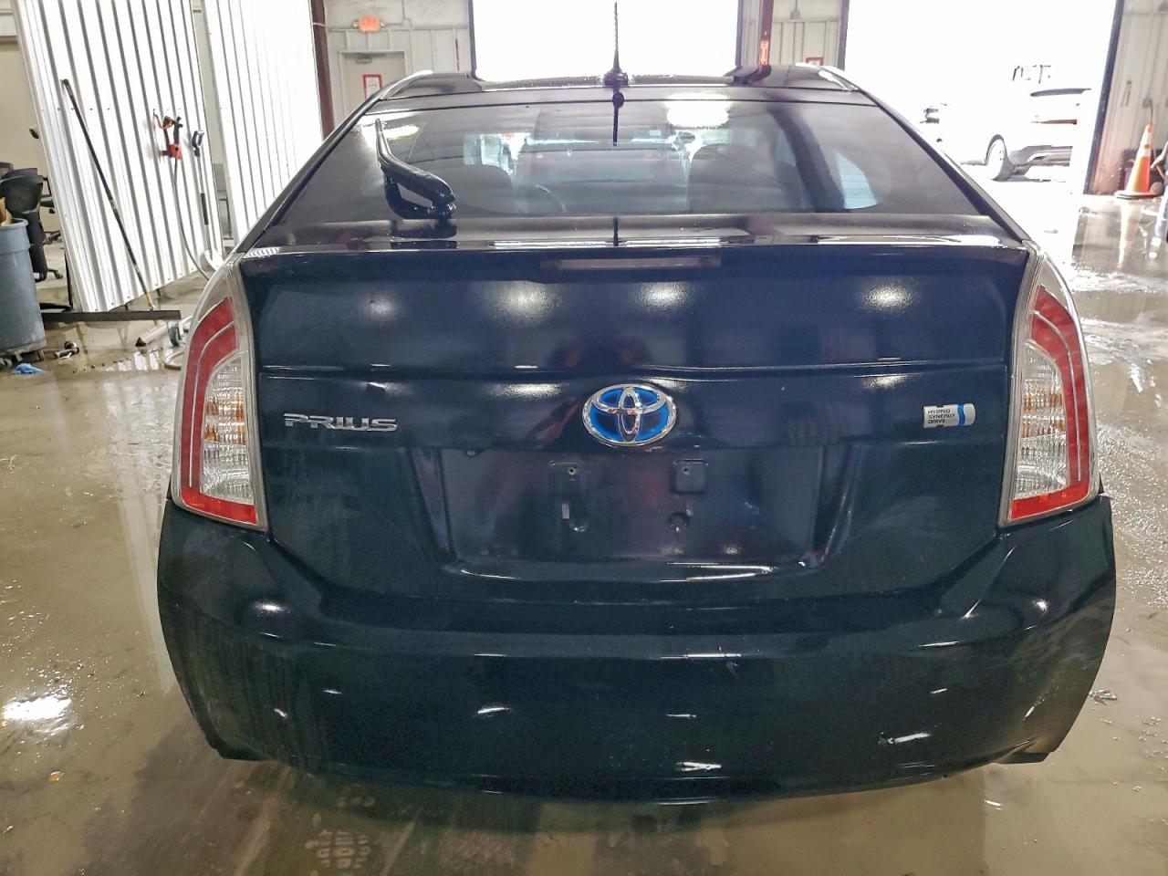 2014 TOYOTA PRIUS