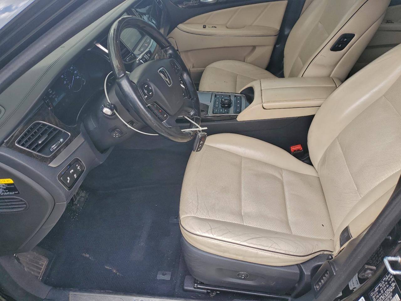2015 HYUNDAI Equus
