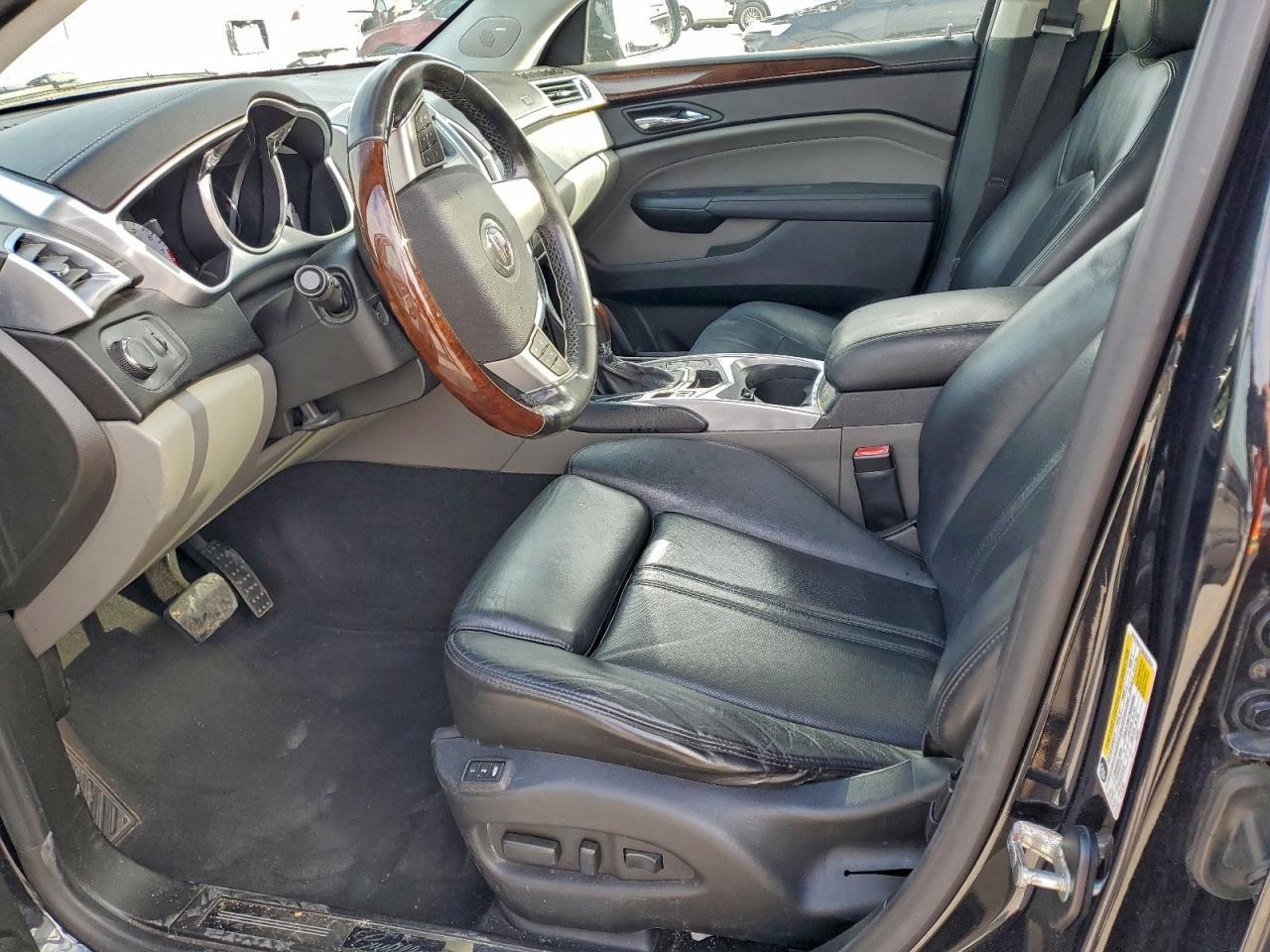 2011 CADILLAC SRX
