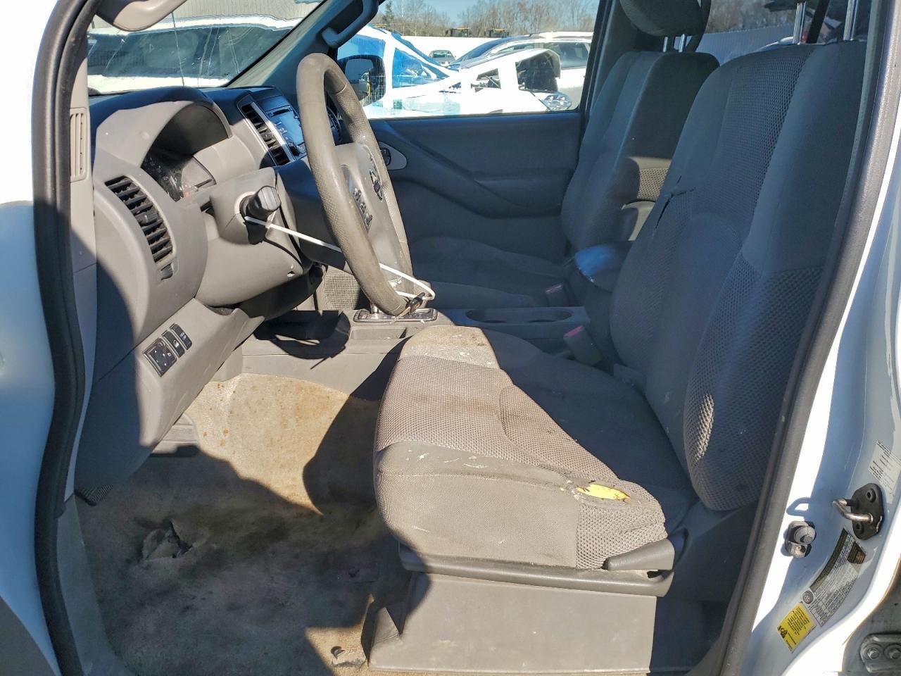 2014 NISSAN Frontier