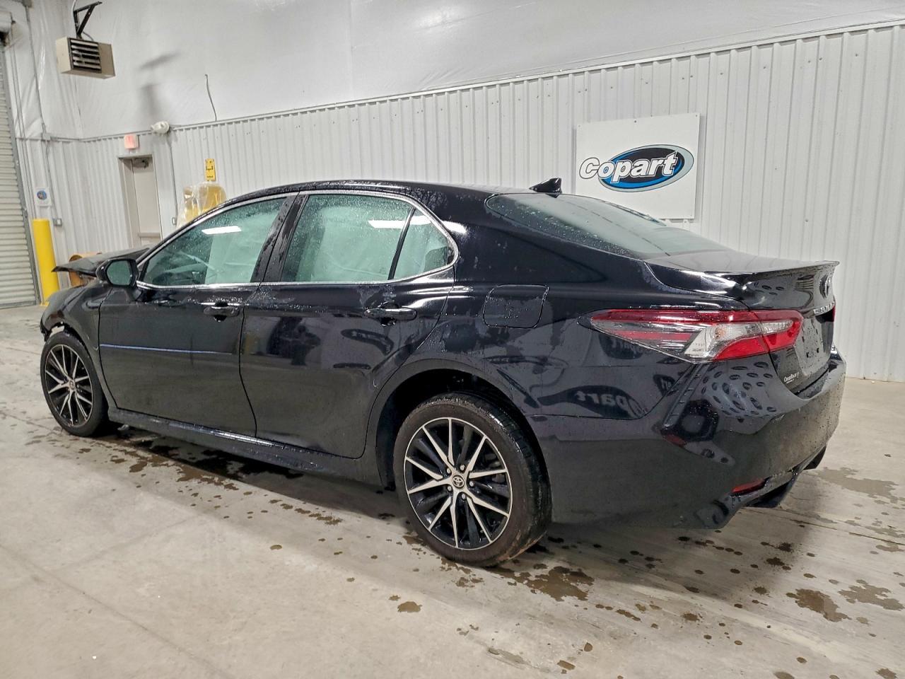 2023 TOYOTA CAMRY