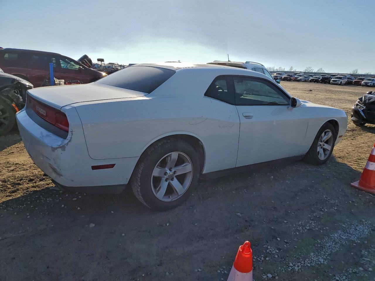 2014 DODGE Challenger