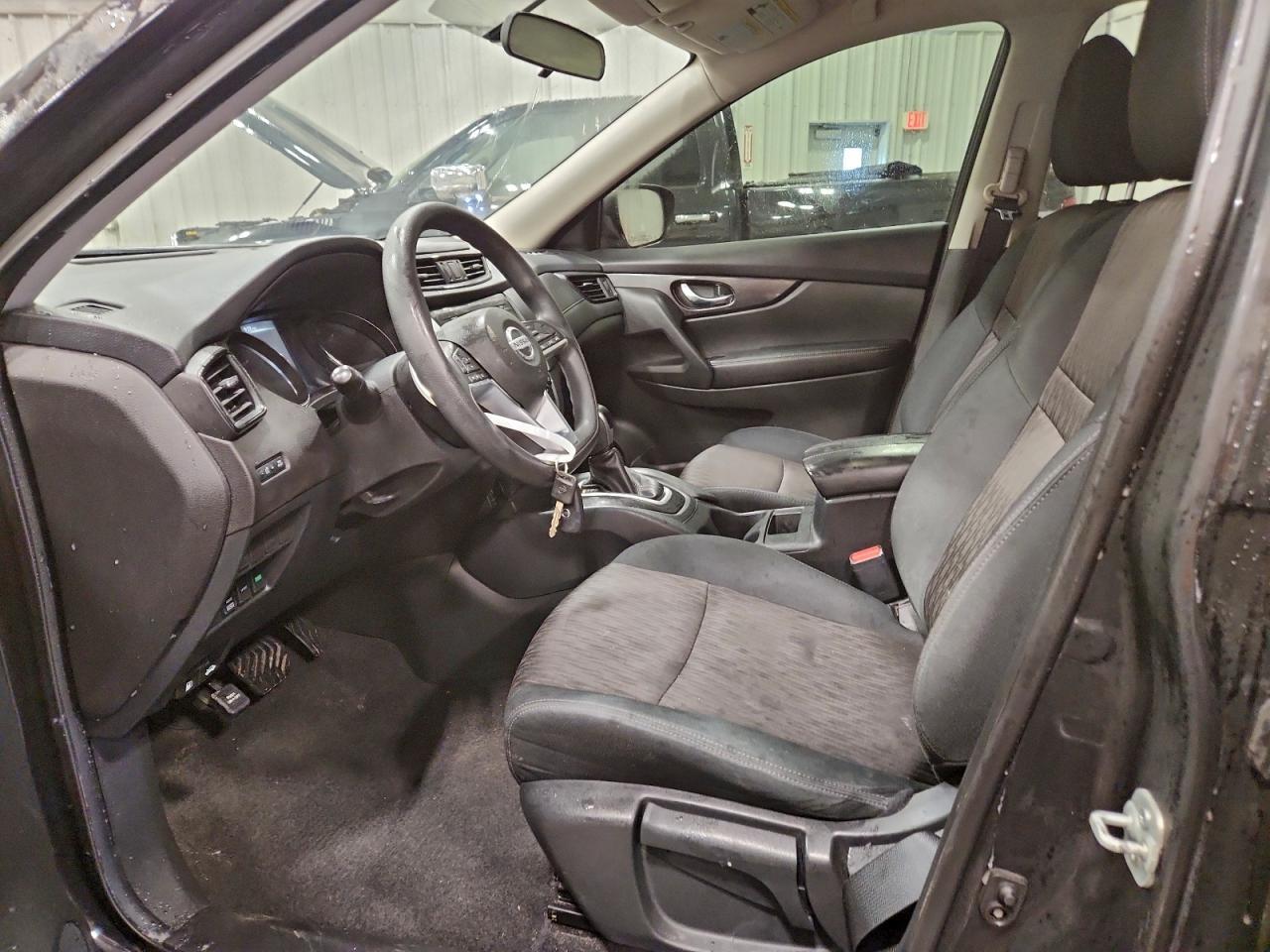 2017 NISSAN ROGUE