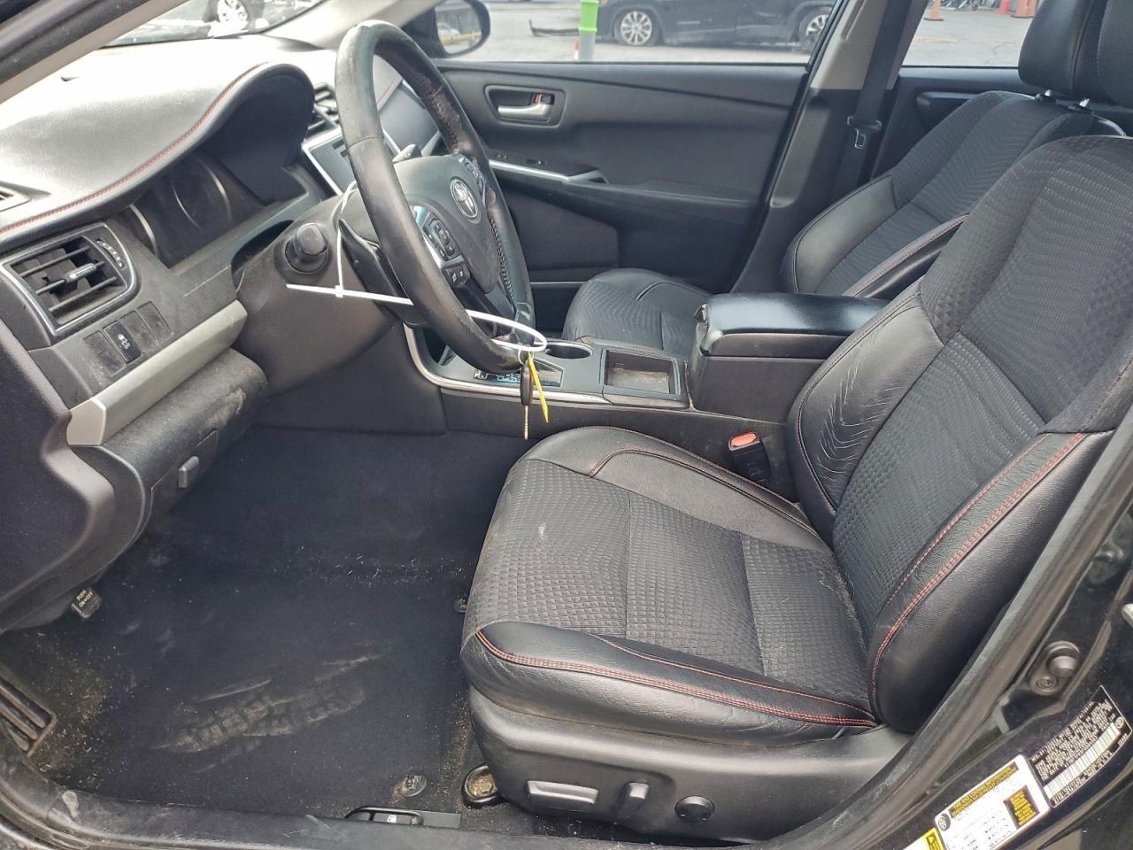 2015 TOYOTA CAMRY