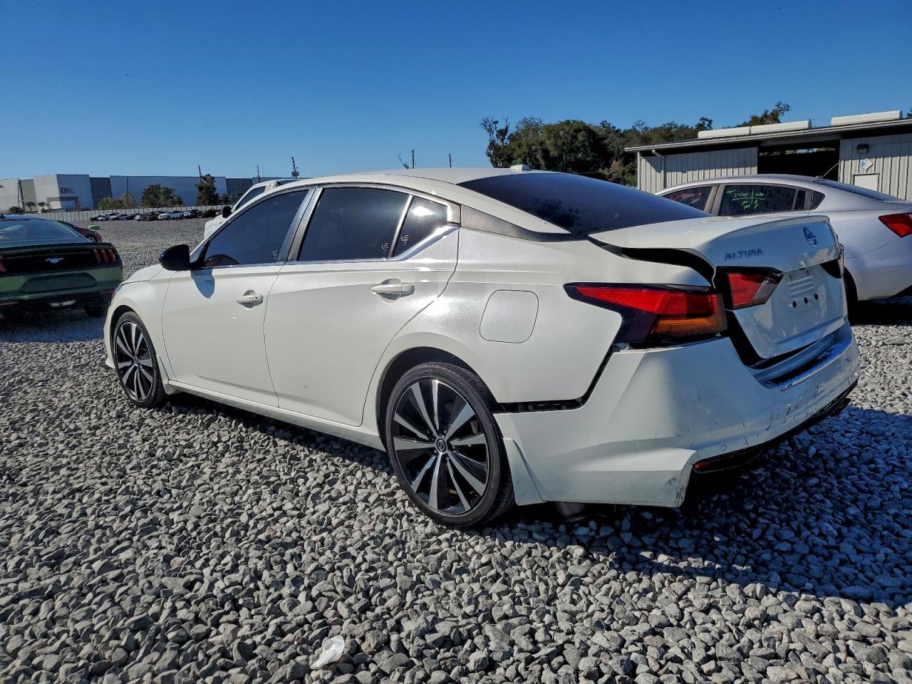 2021 NISSAN ALTIMA