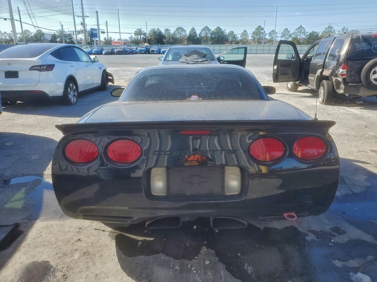 2001 CHEVROLET CORVETTE