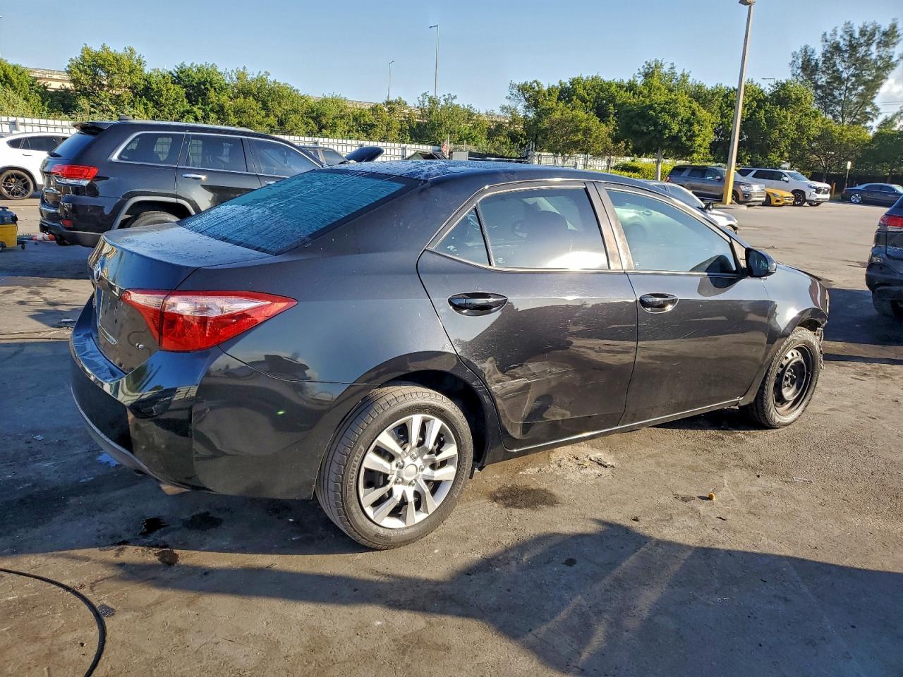 2018 TOYOTA COROLLA