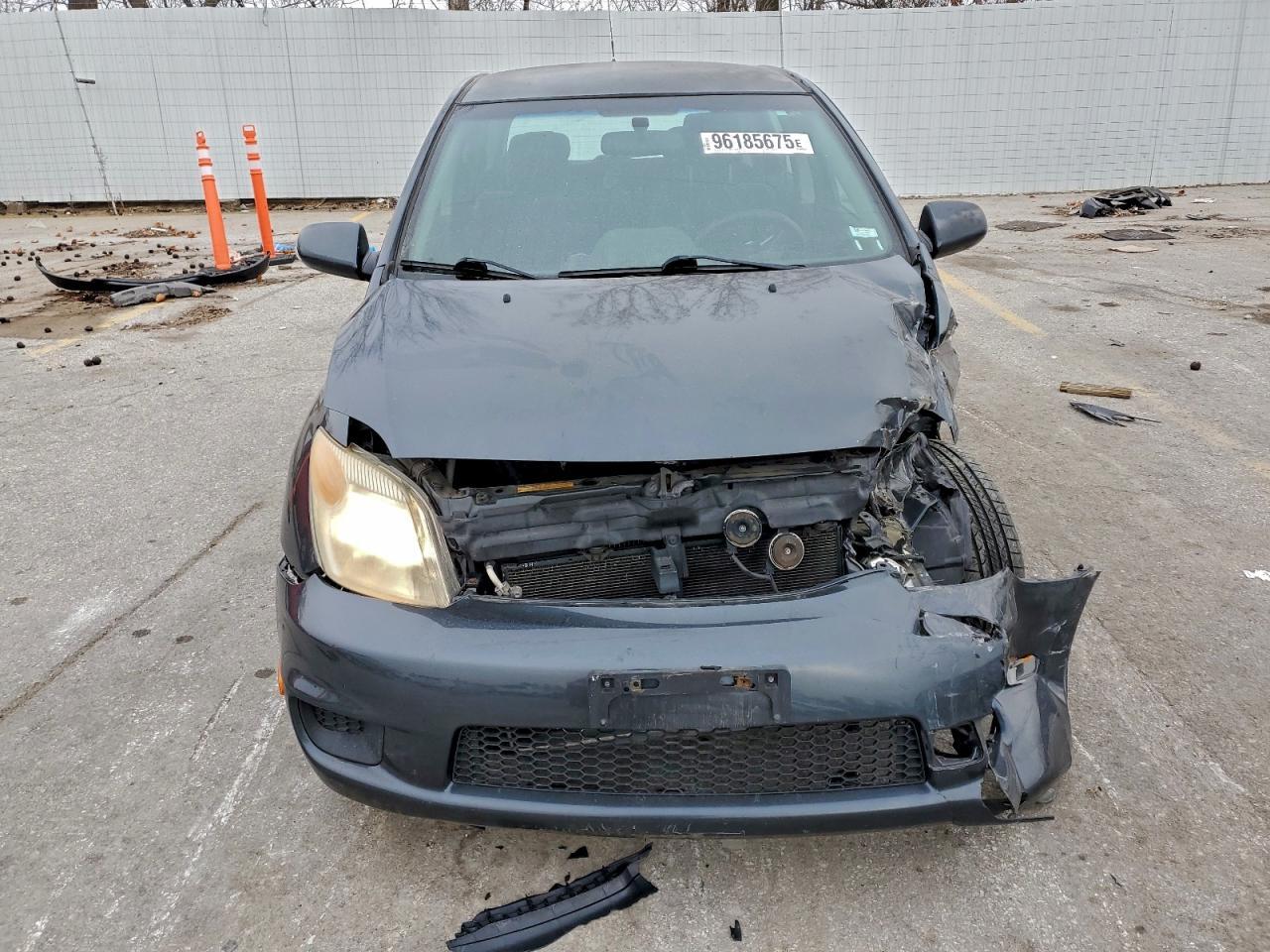2006 TOYOTA SCION