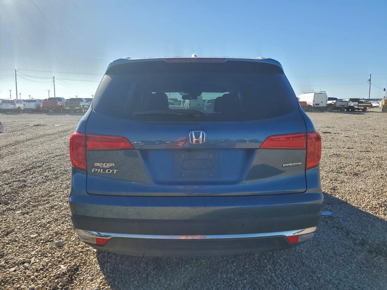 2017 HONDA PILOT