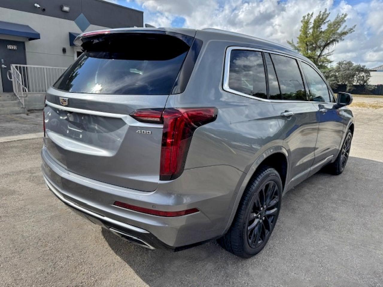 2020 CADILLAC XT6