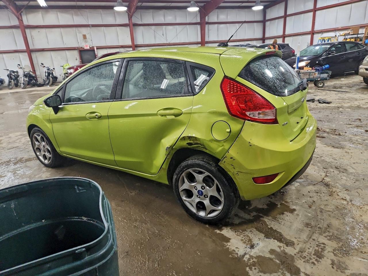 2011 FORD Fiesta