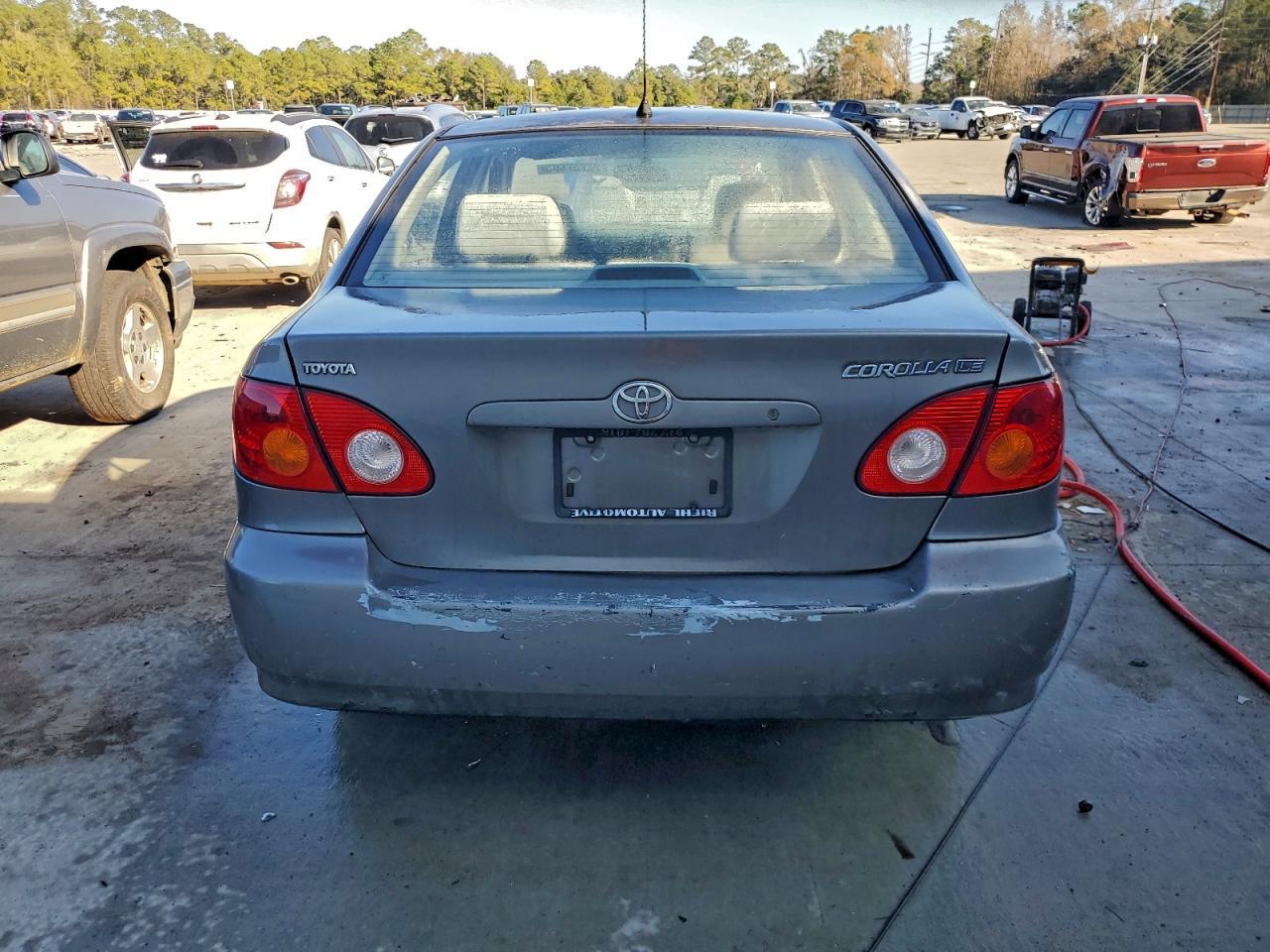 2004 TOYOTA COROLLA