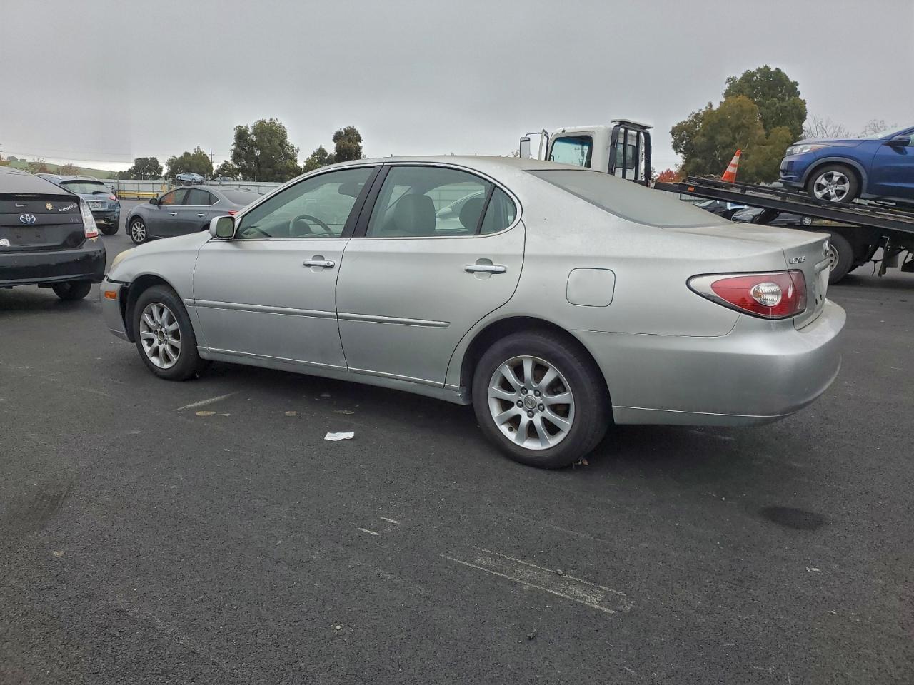 2004 LEXUS ES 330